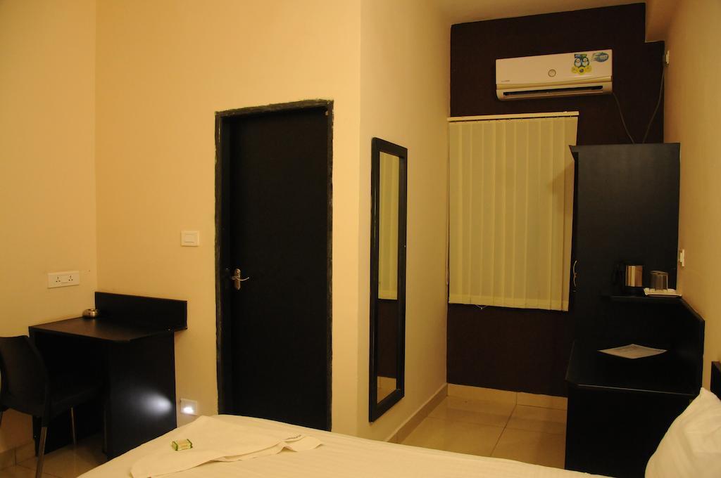Hotel Sri Krishna Residency Udupi Oda fotoğraf